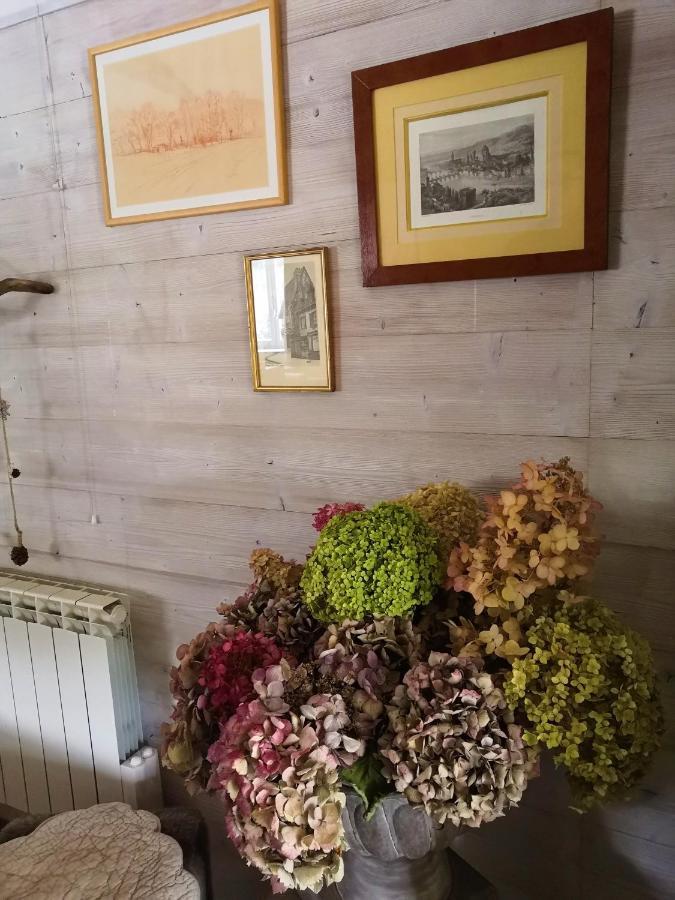 Gite Du Hameau D'Amignie Vernay Bagian luar foto