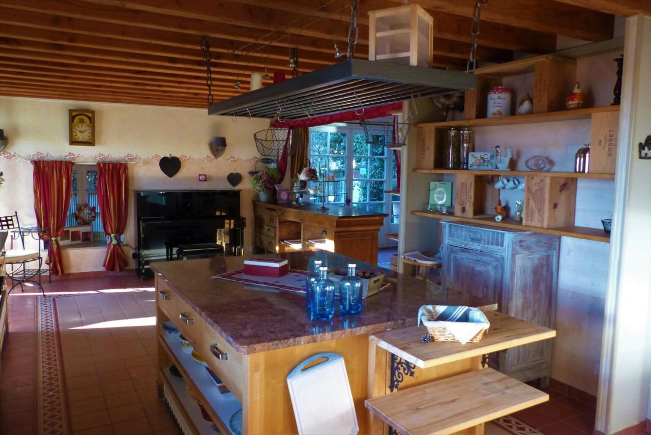 Gite Du Hameau D'Amignie Vernay Bagian luar foto